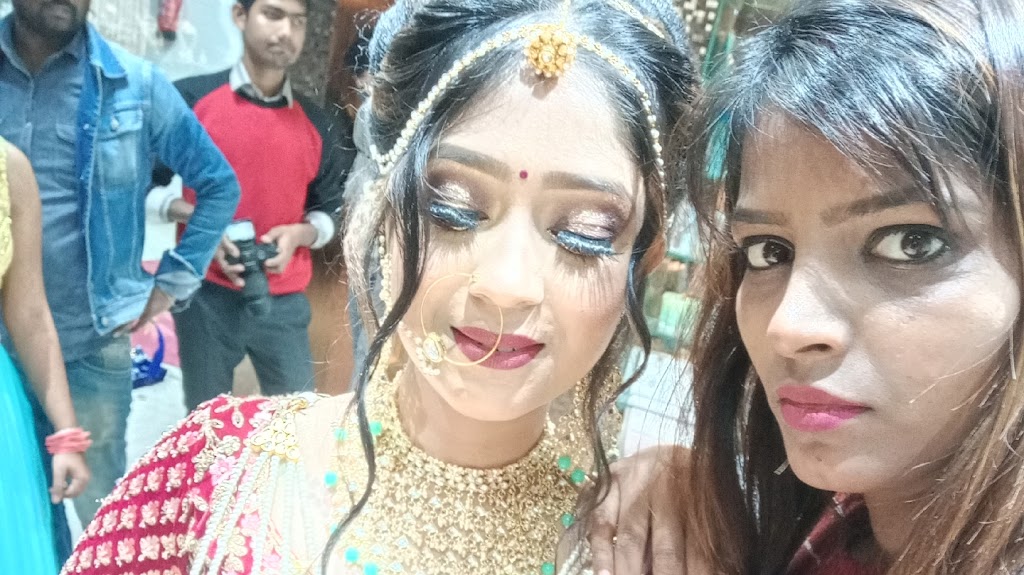 Skin Care Ladies Beauty Parlour Sanjana Verma Professional Make Up Artists
