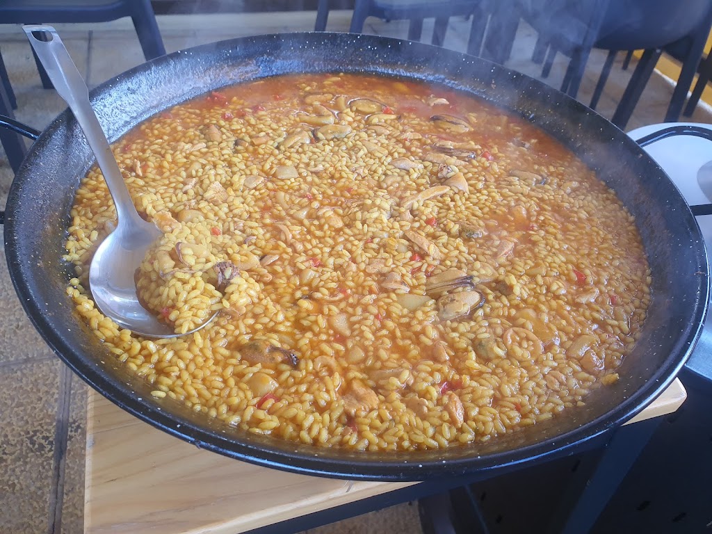 Nuevo Restaurante Puerta de Pinto — Paella