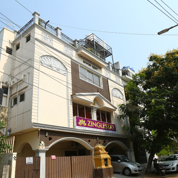 Zingle Stay Airport Hotel