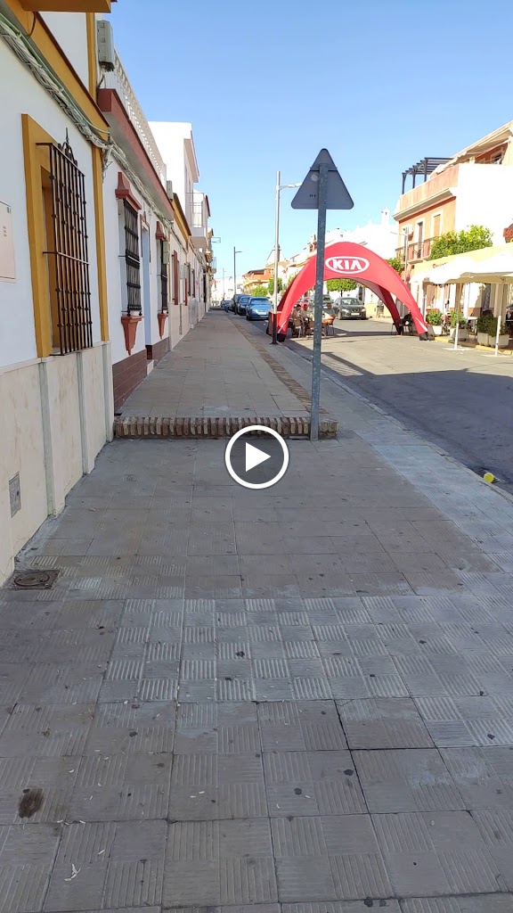 Cafeteria La Teteria — Videos