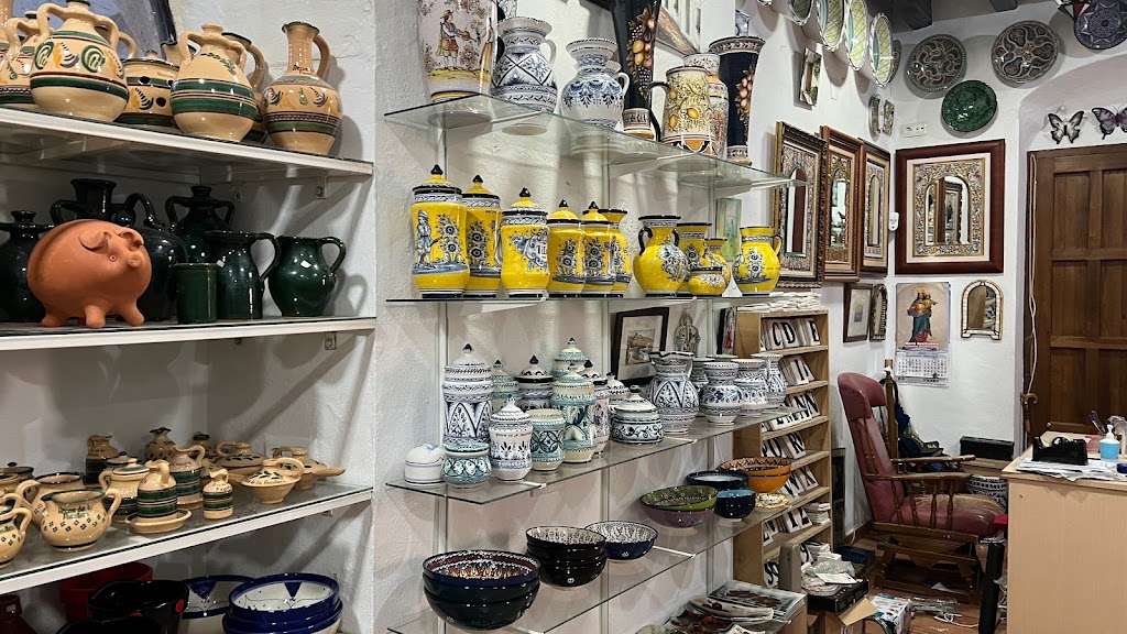 Exposicion de Ceramica Ramon Carrillo