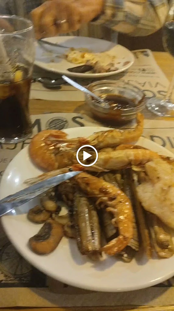 Colonial Buffet — Ambiente