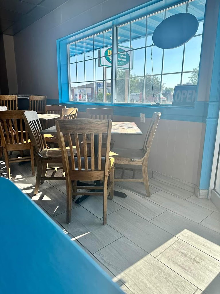  Lala's Cafe and Catering