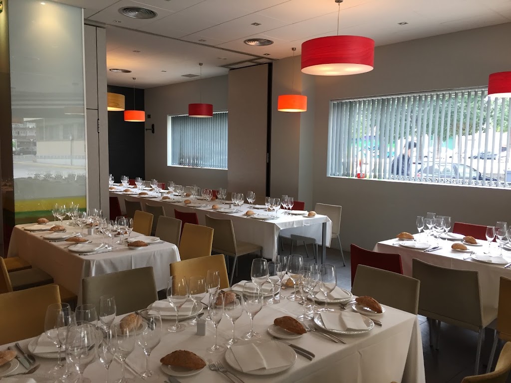 Tomas Restaurant Gastronomico — Ambiente
