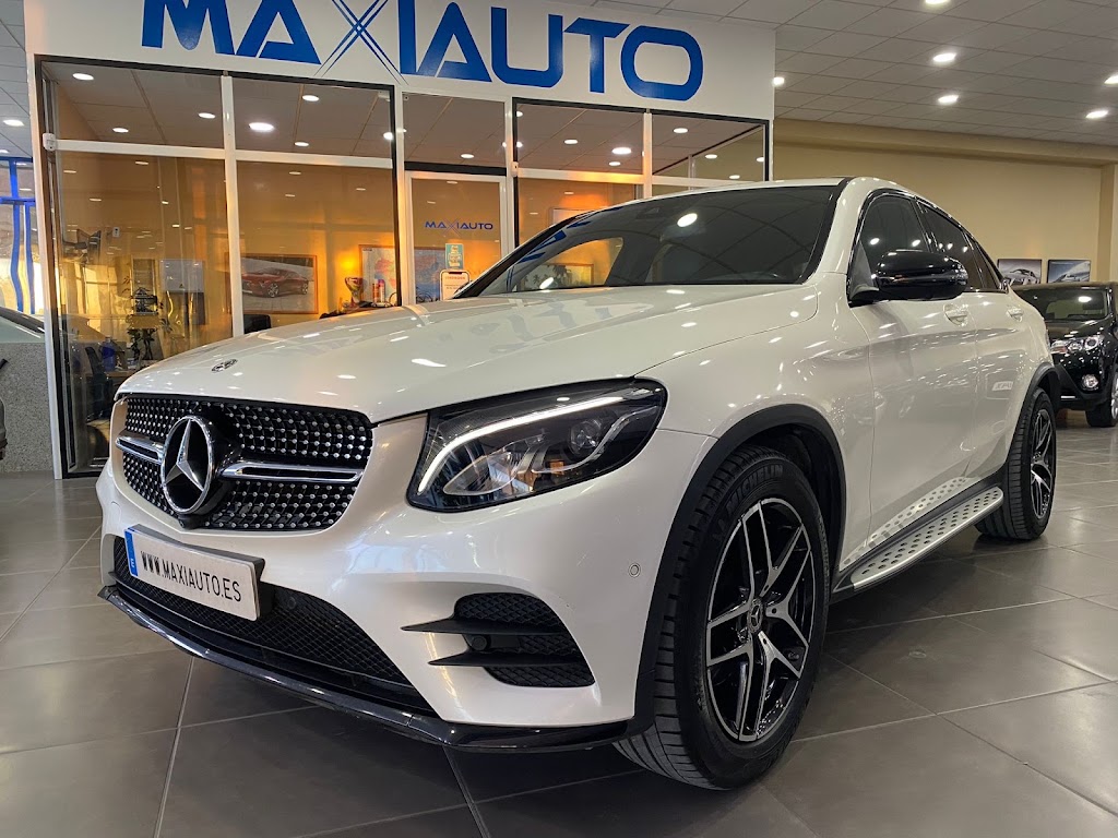 Maxiauto — Interior