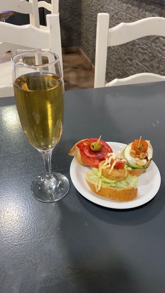 Frankfurt las tapas — Comida y bebida