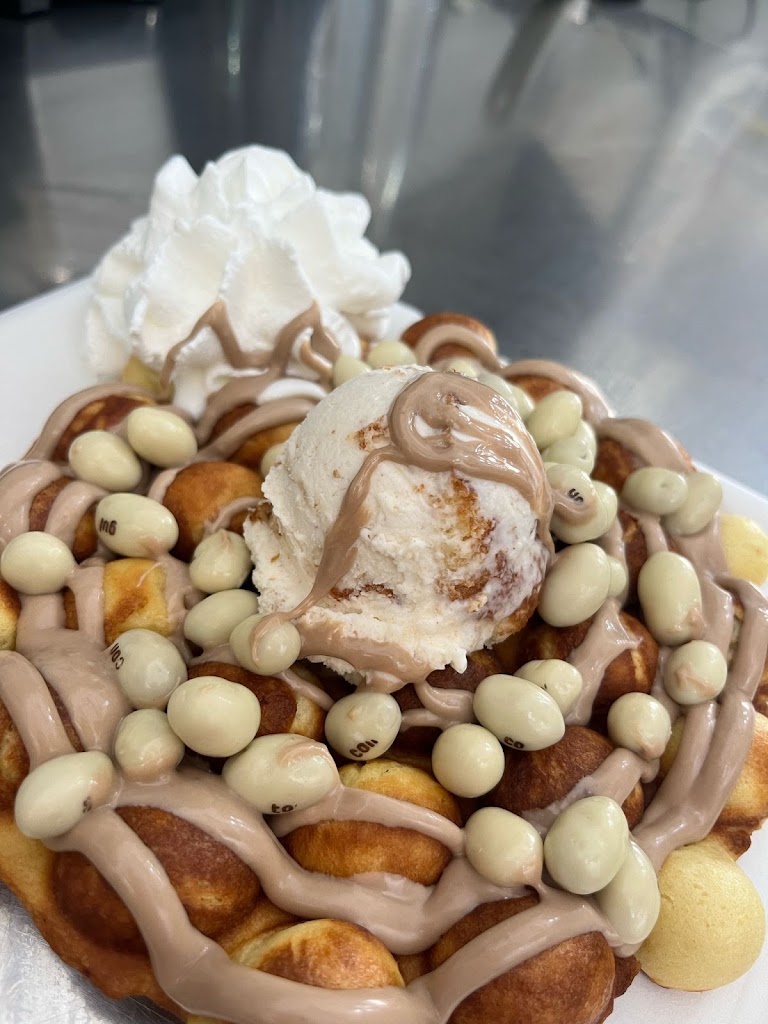 Heladeria Cafeteria CARAPINO — Comida y bebida