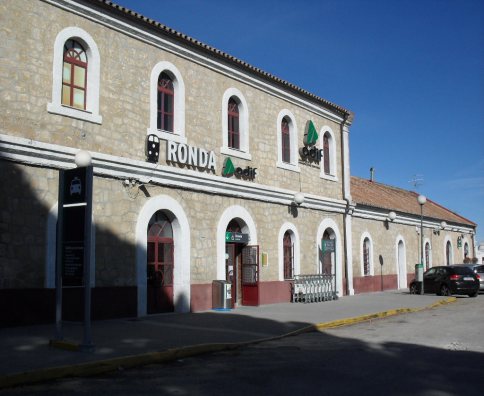 Parking Saba Estacion Tren Ronda — Del propietario