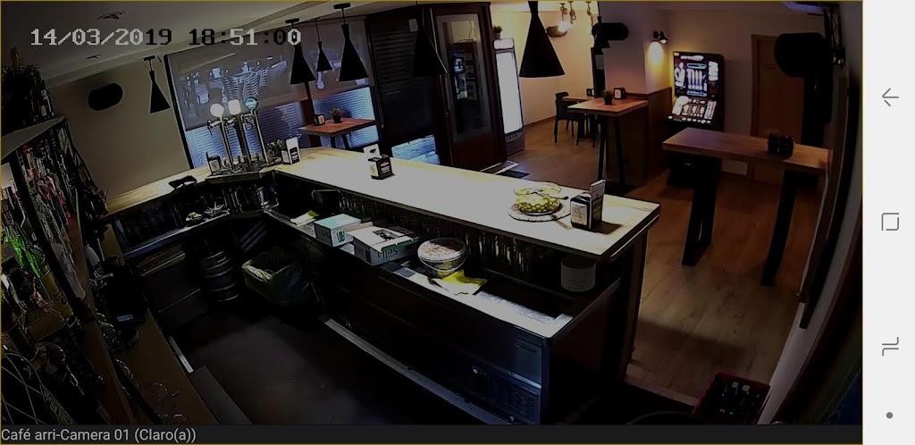 Cafe Arri. Gastro & Bar — Ambiente