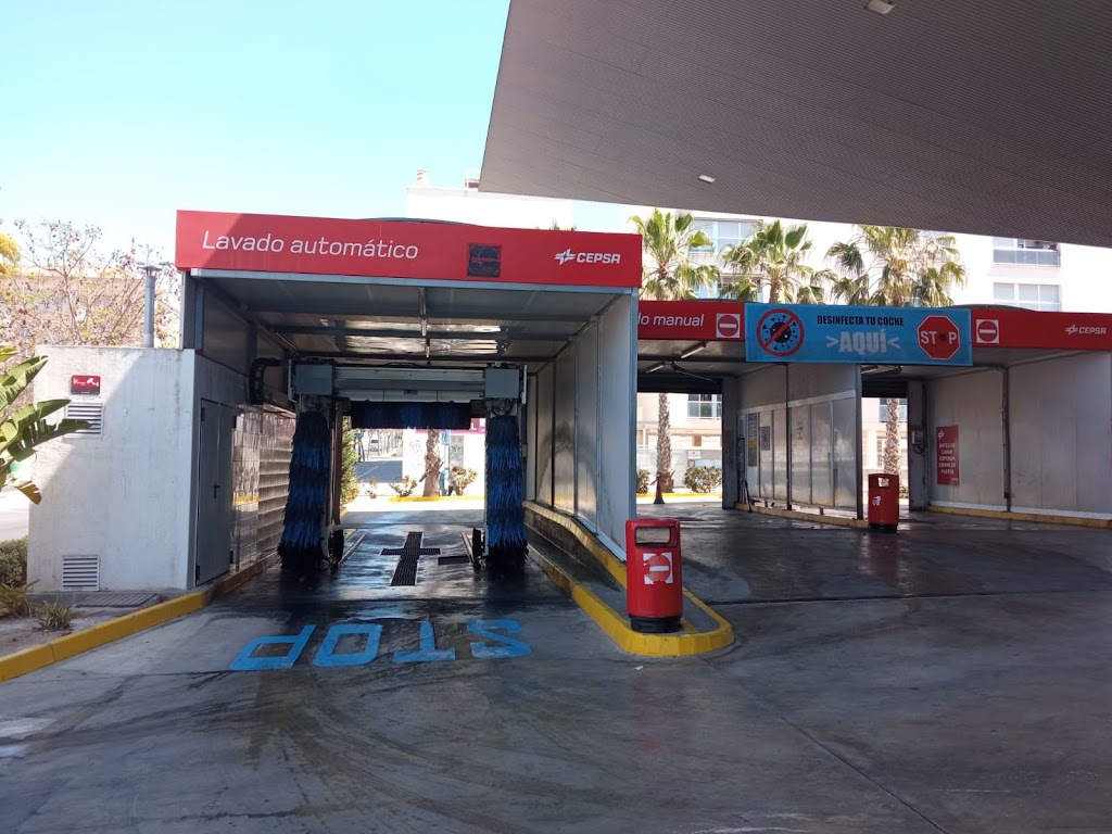 Estacion de servicio Cepsa — Exterior