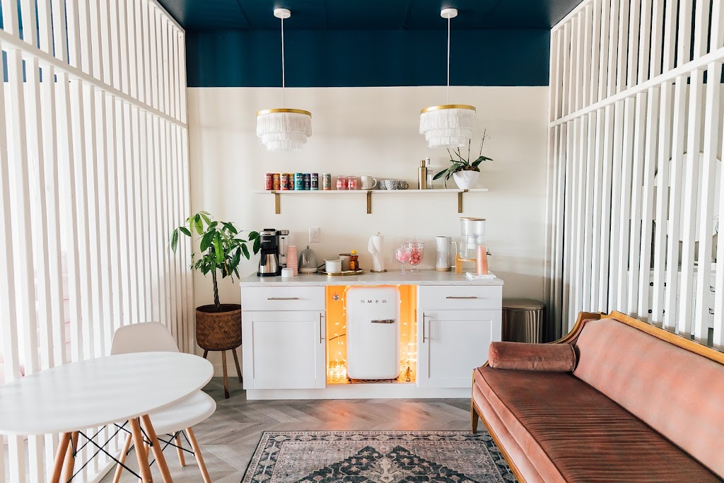  The Soulful Place - Yoga & More