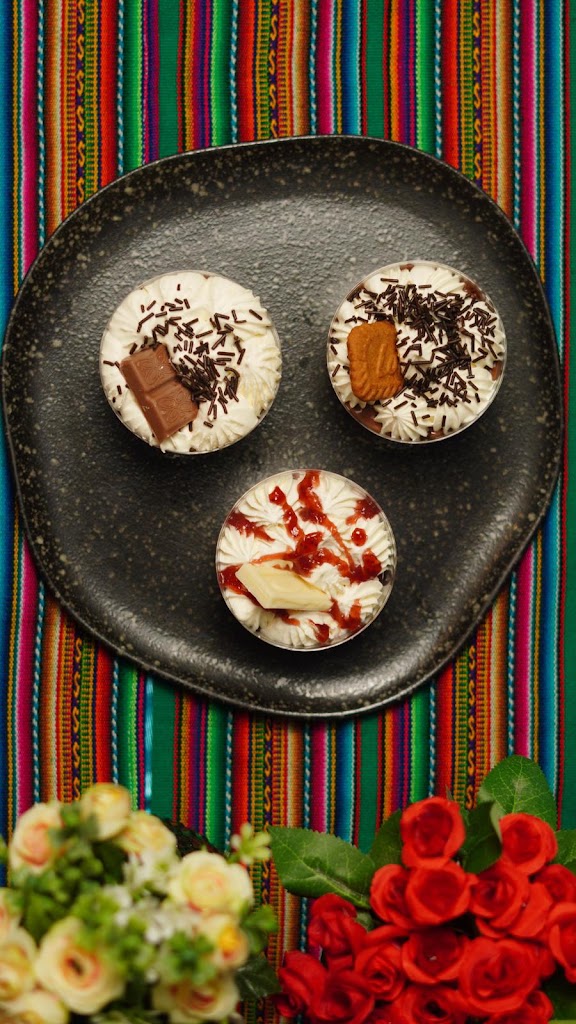 La Gozadera Grill — Comida y bebida