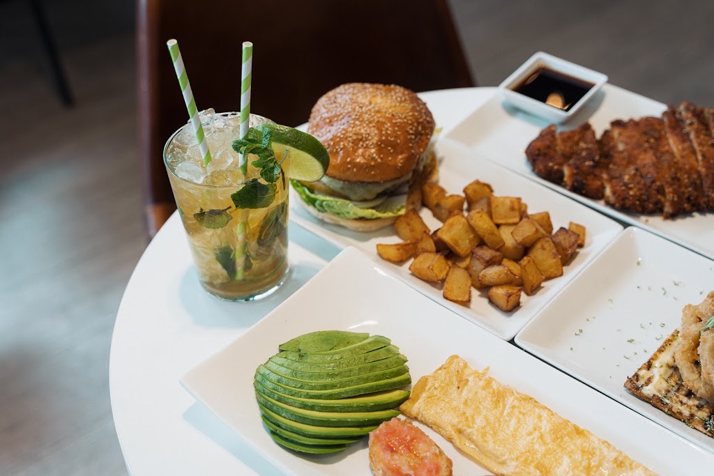 RK Cafe — Comida y bebida