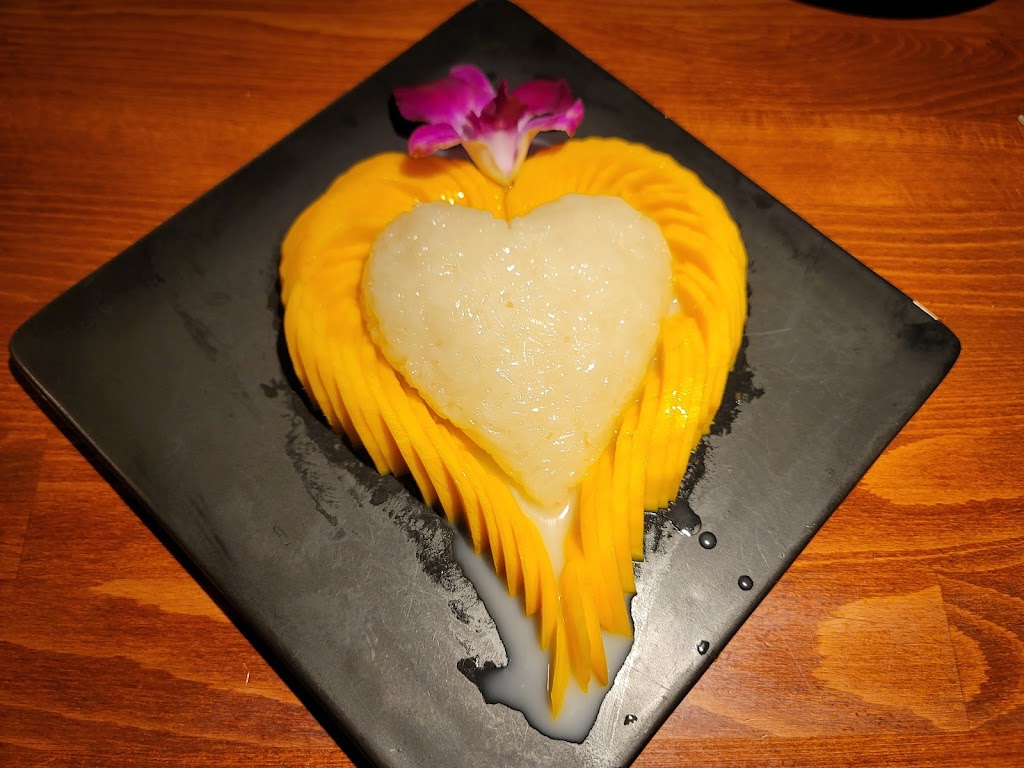 Pin Kaow Thai Restaurant Rainbow