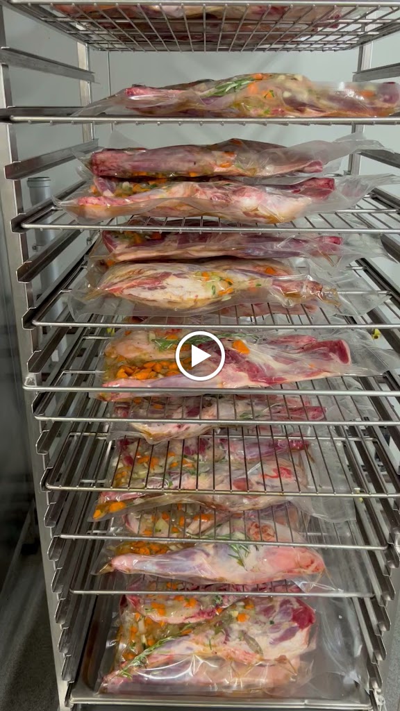 Restaurant Idoni VicTennis Vic — Videos