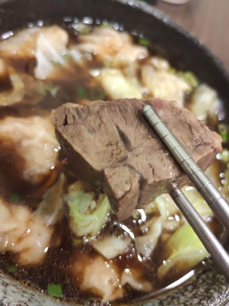 騾老么牛肉麵 的照片