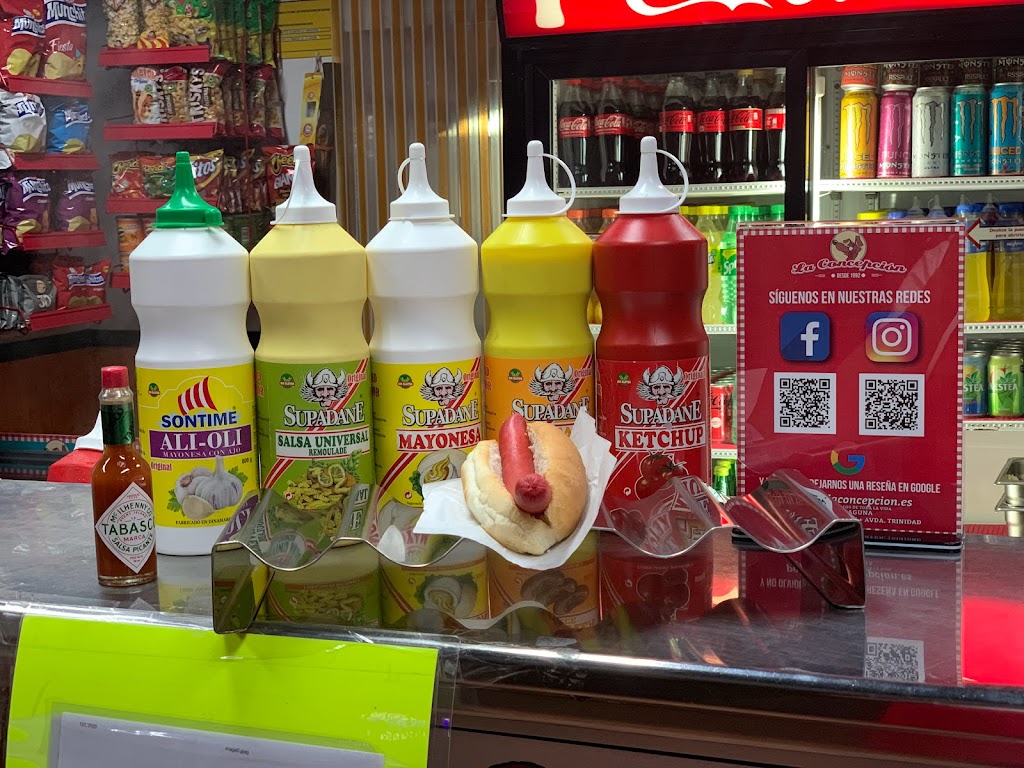 Perritos calientes la Concepcion (avenida Trinidad)
