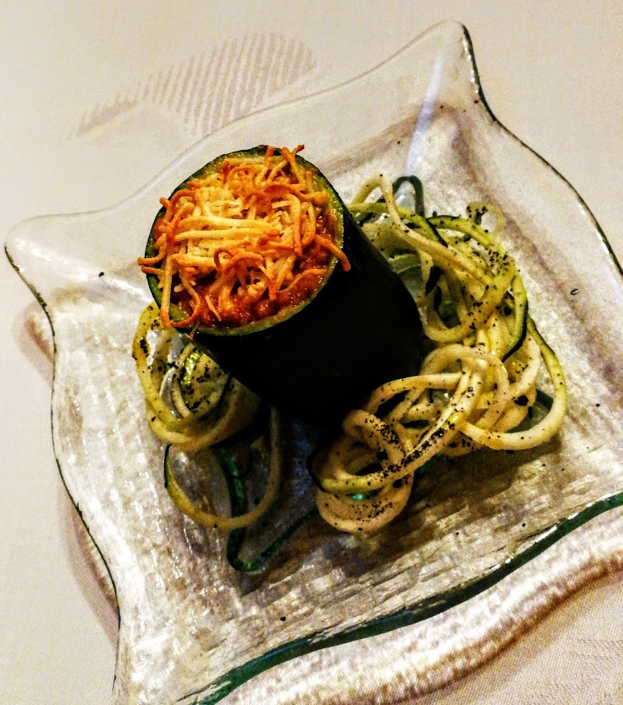 Restaurante La Teja Azul — Comida y bebida