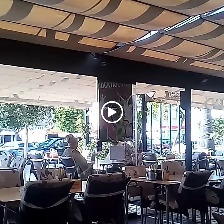Bar El Tonel — Ambiente