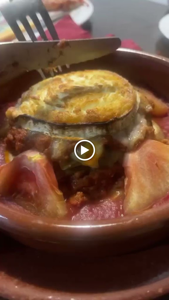 Restaurante Pizzeria El Horno — Videos