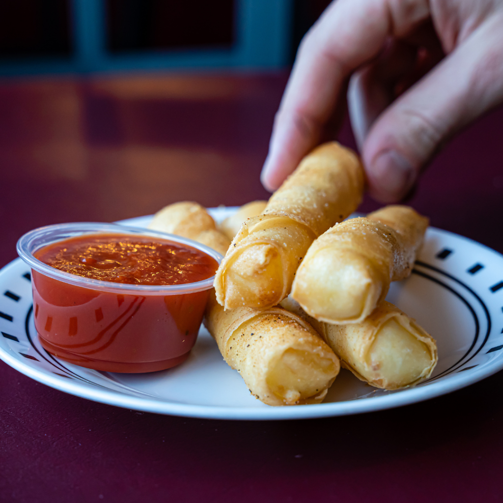  Frankie's Pub & Grill