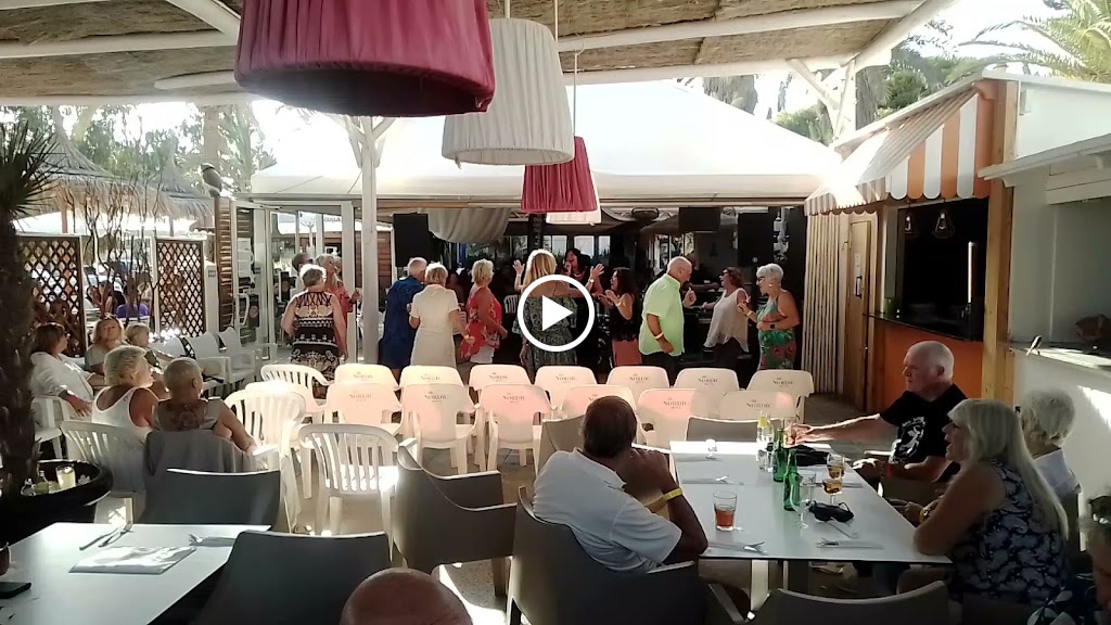 RESTAURANTE/BAR OASIS DE LAS PALMERAS — Ambiente
