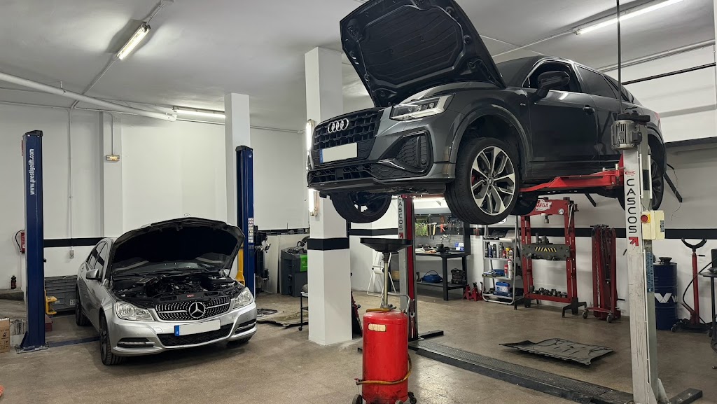 AV PERFORMANCE MOTOR SERVICES