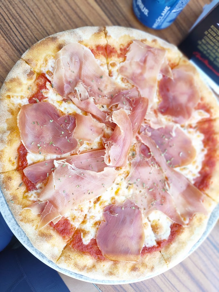 Eclipse Bar-Pizzeria — Pizza