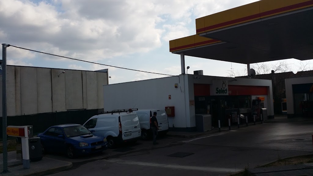 SHELL — Surtidor de combustible