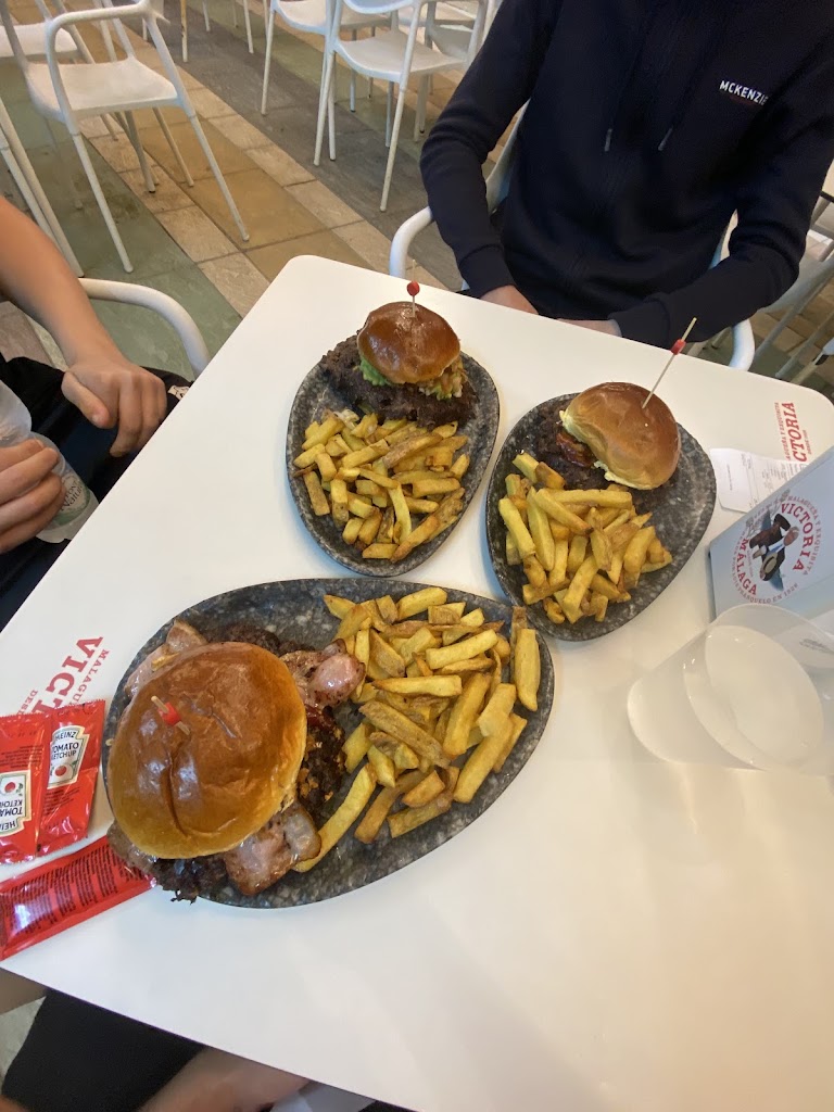 Global Burger — Hamburguesa con queso