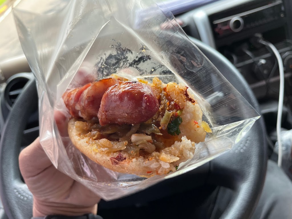吳記米腸包香腸 的照片