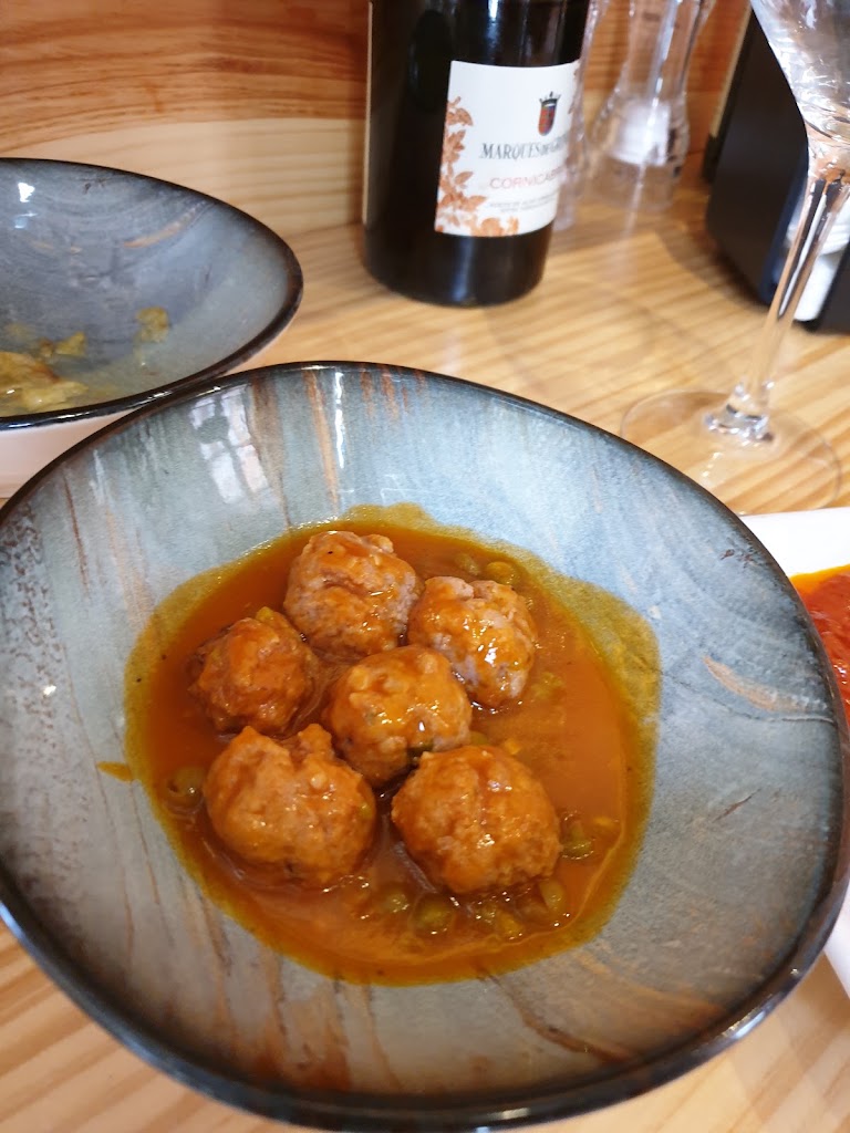Cafe Mercantil — Comida y bebida