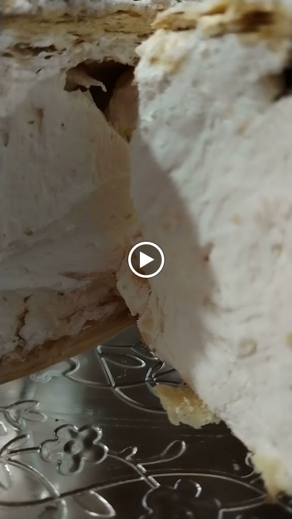 Cafe Loa — Videos