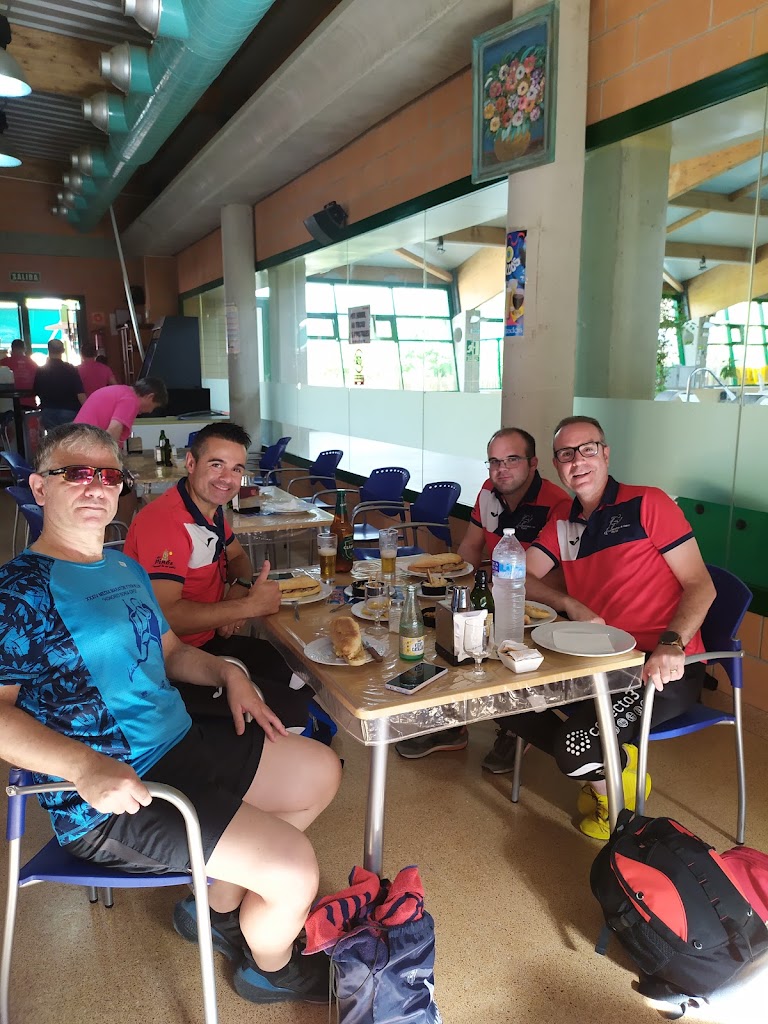 Bar Restaurante Pabellon Deportivo — Ambiente