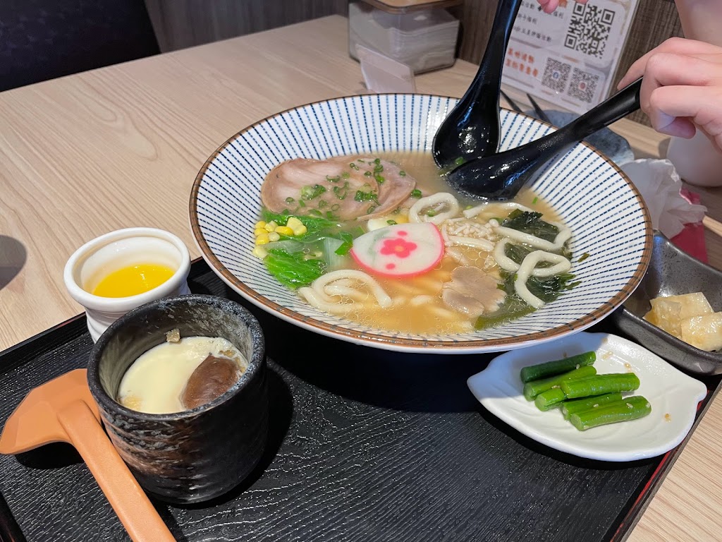 旭屋和風洋食 的照片