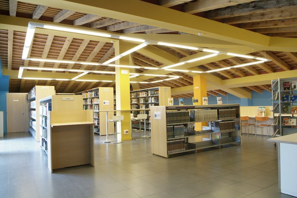Biblioteca de Calella Can Salvador de la Placa — Del propietario