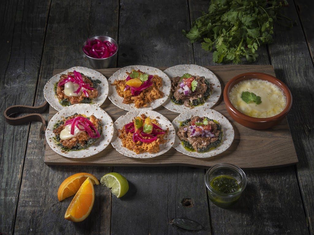 Cantina Mariachi — Del propietario