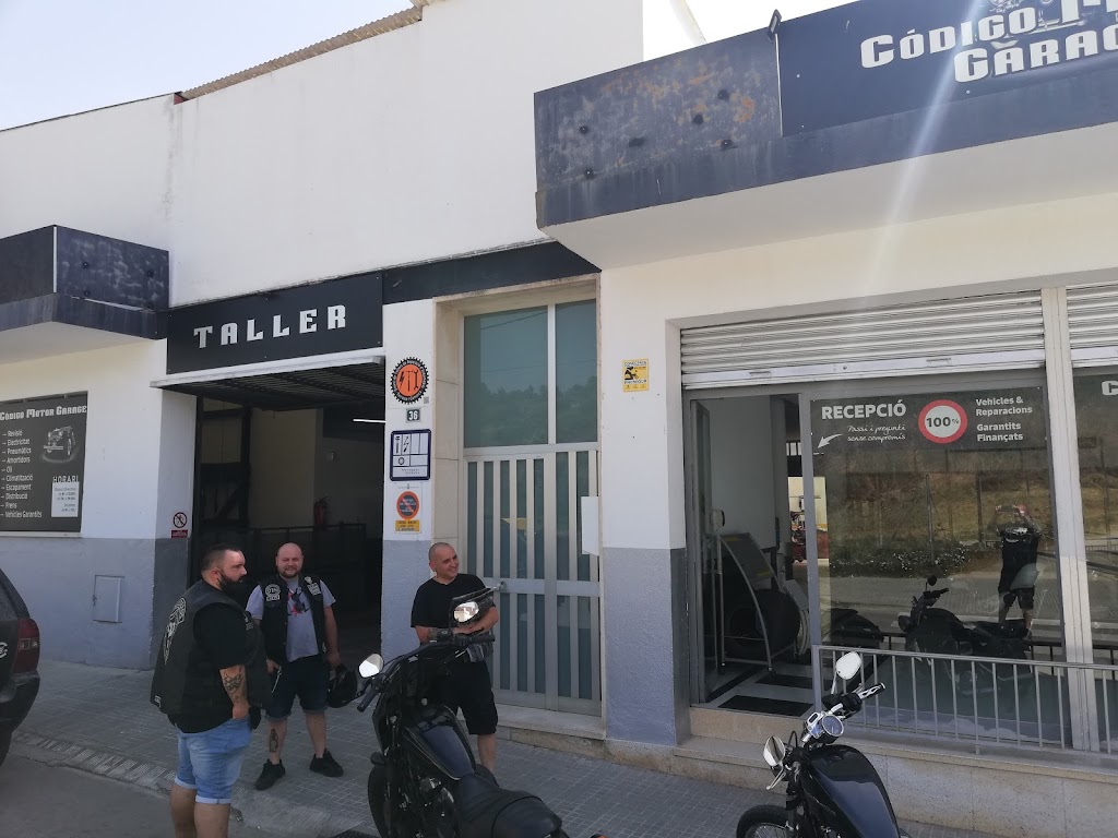 Codigo Motor Garage - Taller mecanico en Terrassa — Exterior