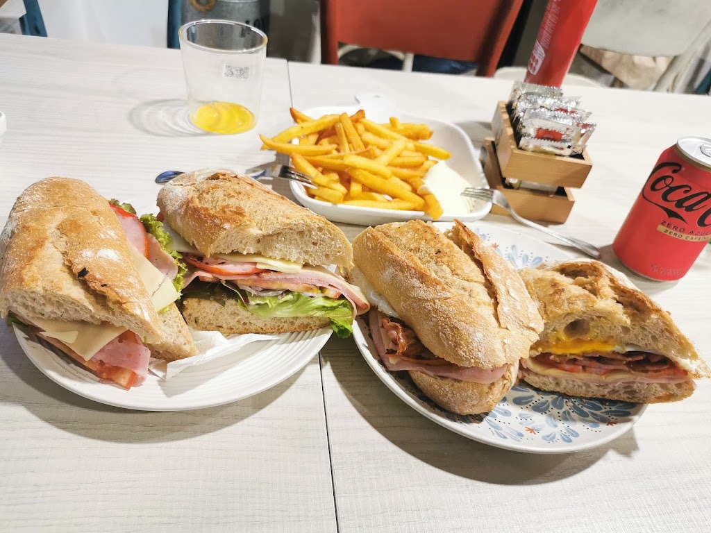Biper Tui — Comida y bebida