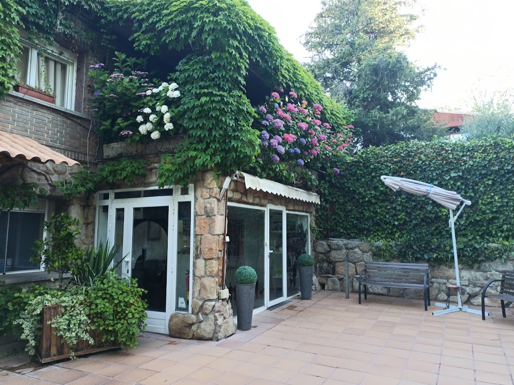 Centro Veterinario Mirasierra — Del propietario