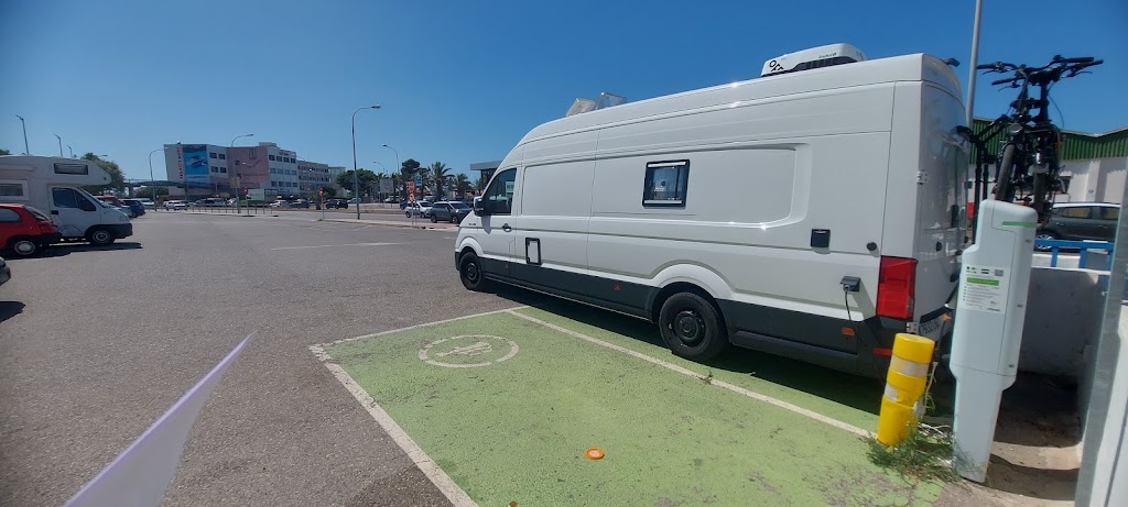[P] Aparcamiento gratuito Polideportivo