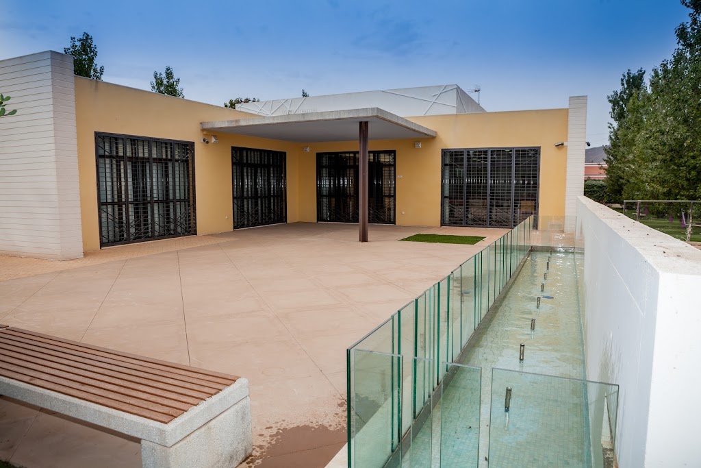 Centro de dia Tercia. Fundacion Poncemar — Del propietario