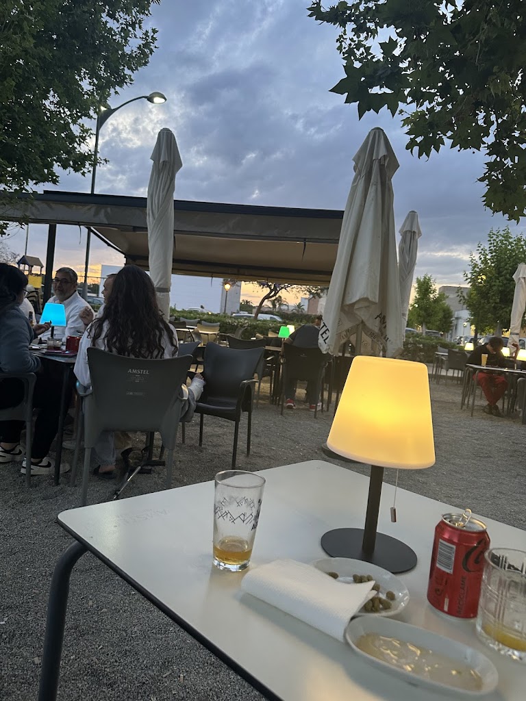 SALADA Bar&Almuerzos