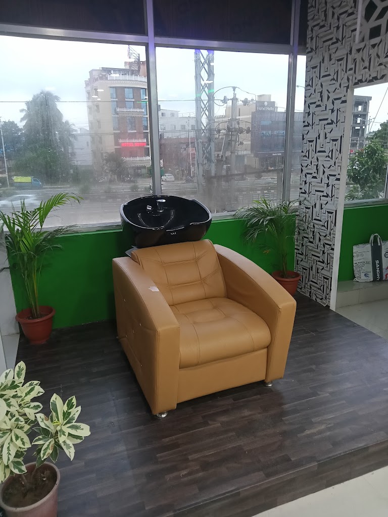 Fox Fusion Unisex Salon In Bhadrak