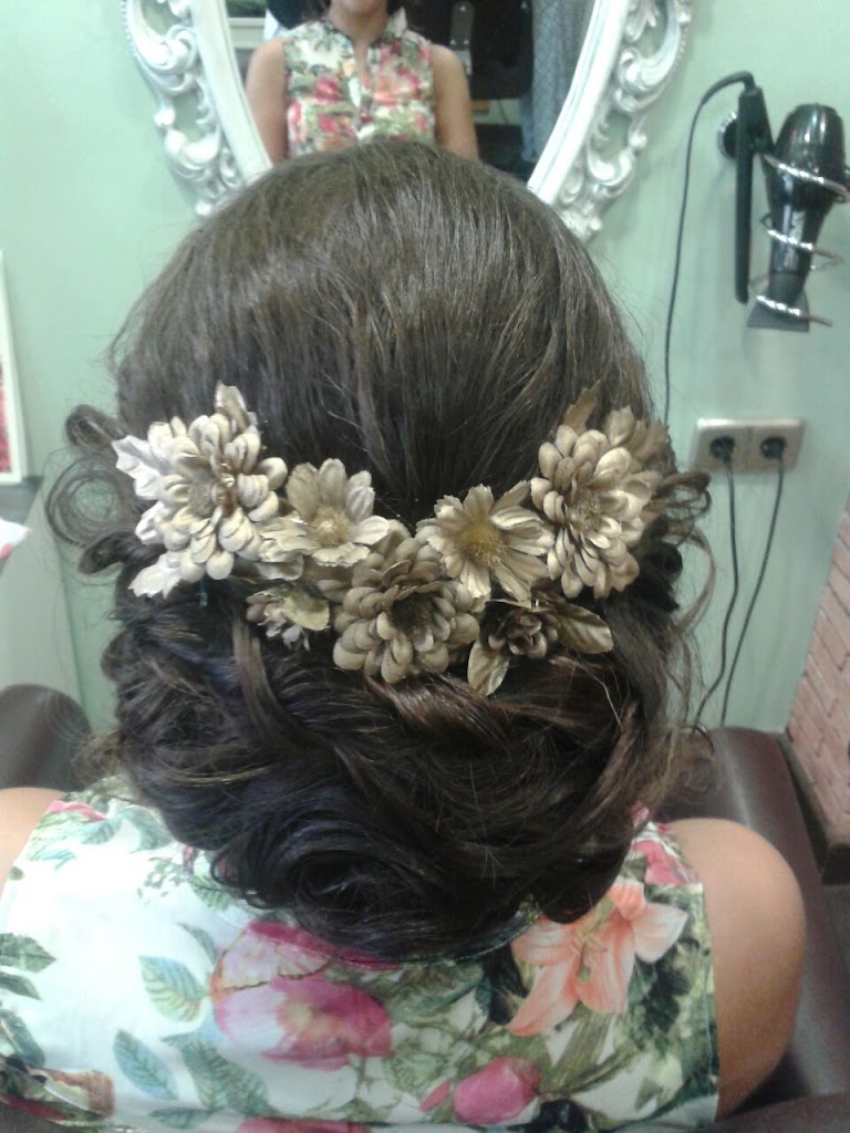 PELUQUERIA PAULA HERAS MARTINEZ — Peinado