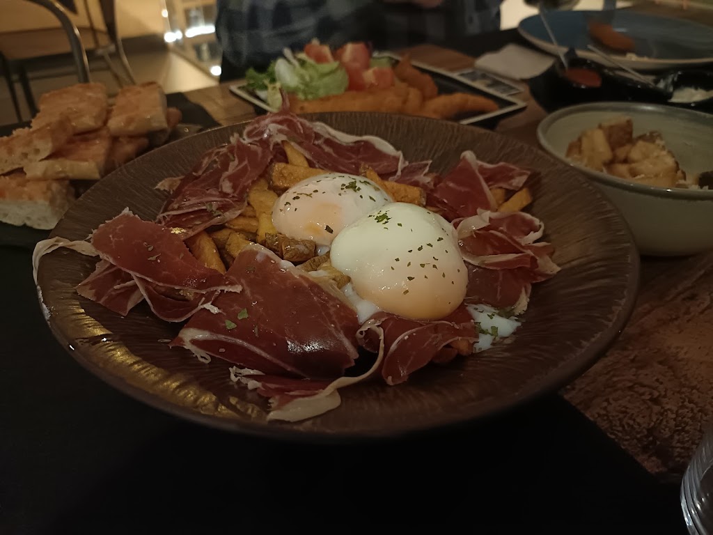 Red Waggon Gastrobar — Huevos estrellados