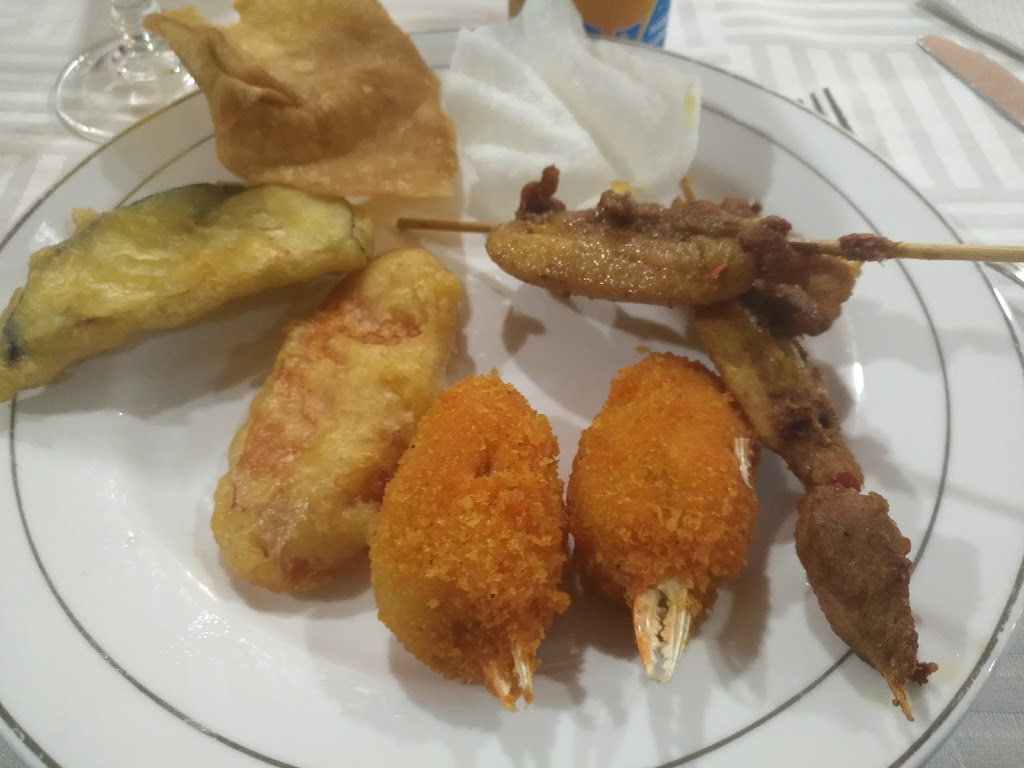 Palau Dong Xing 2 — Comida y bebida