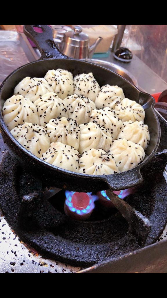 《身煎百戰-上海鐵鍋生煎包》 的照片