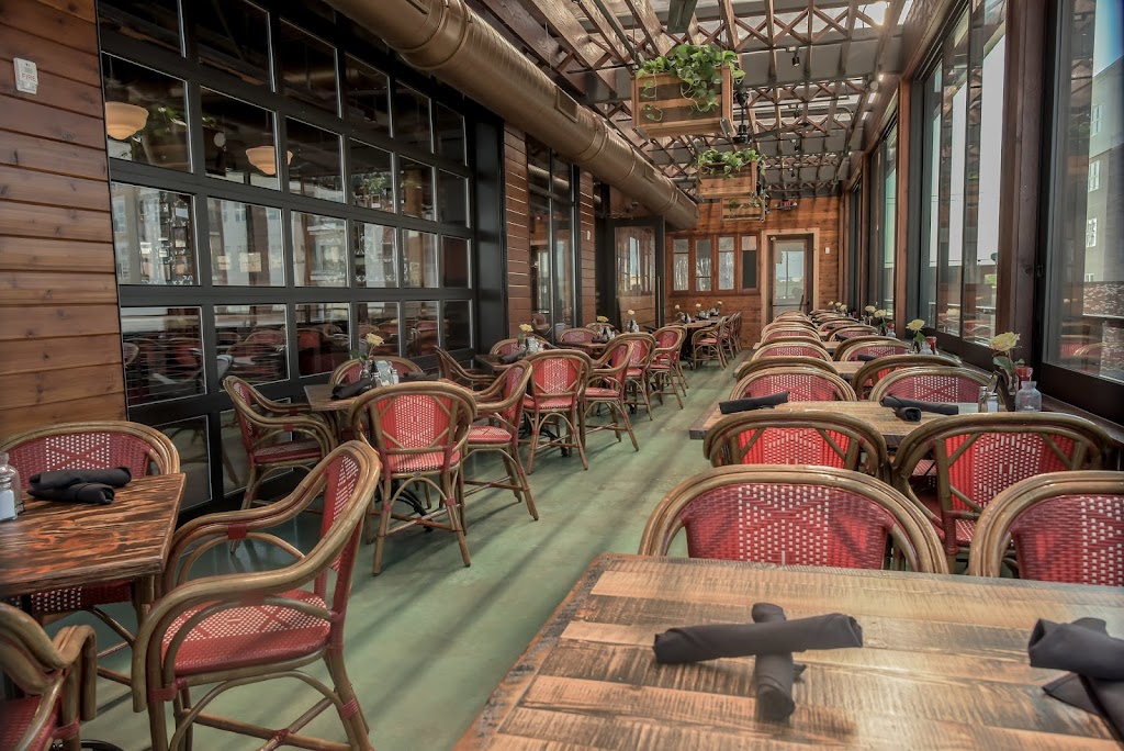  Café Hollander Brookfield Corners