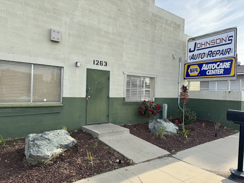 Johnson's Auto Repair in Clovis